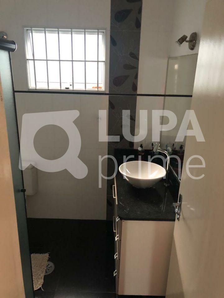 casa-terrea-venda-sao-paulo-tucuruvi-3dormitorios-1suite-3vagas-179m2-LS40204