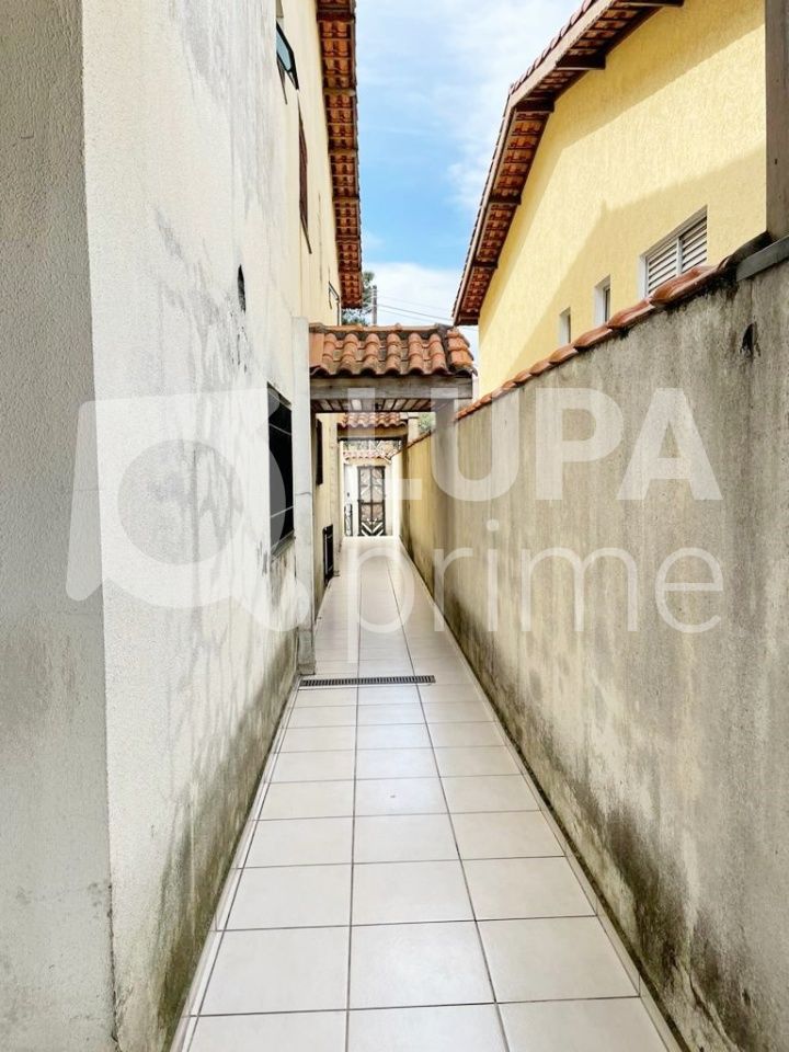 sobrado-venda-sao-paulo-parque-peruche-3dormitorios-1suite-6vagas-150m2-LS40210