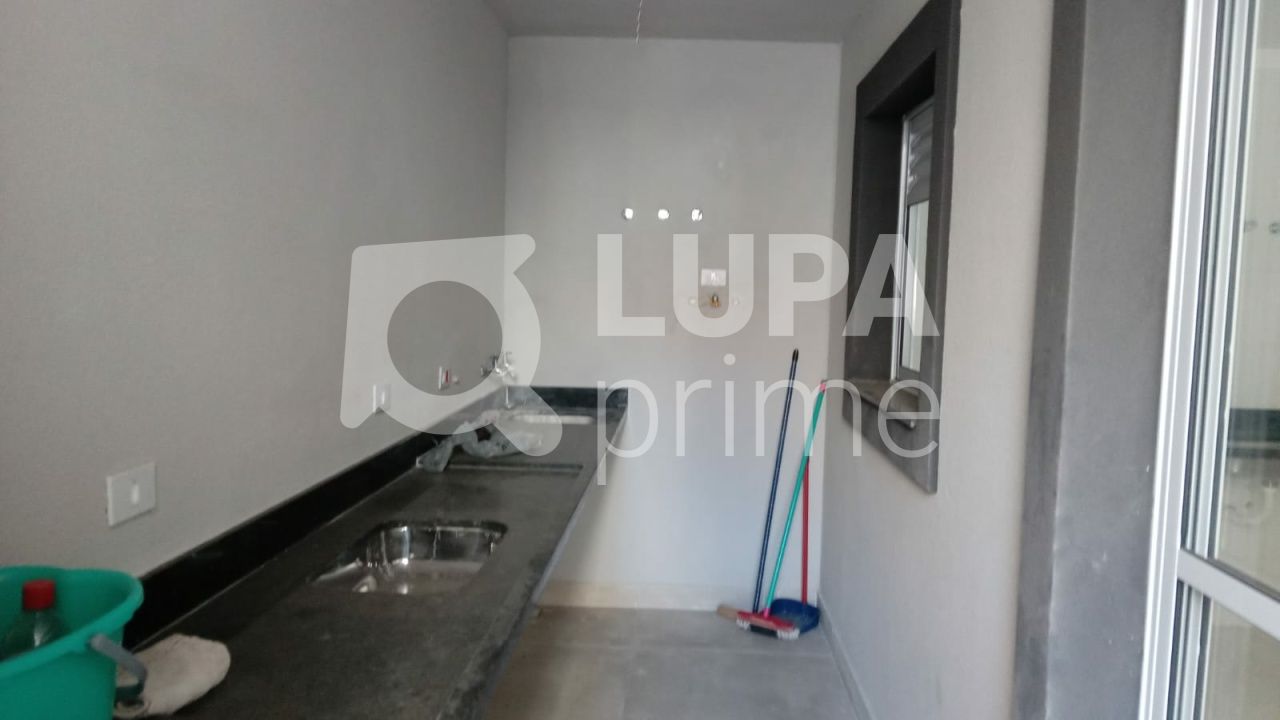 sobrado-venda-sao-paulo-santa-teresinha-3dormitorios-3suites-2vagas-114m2-LS40224