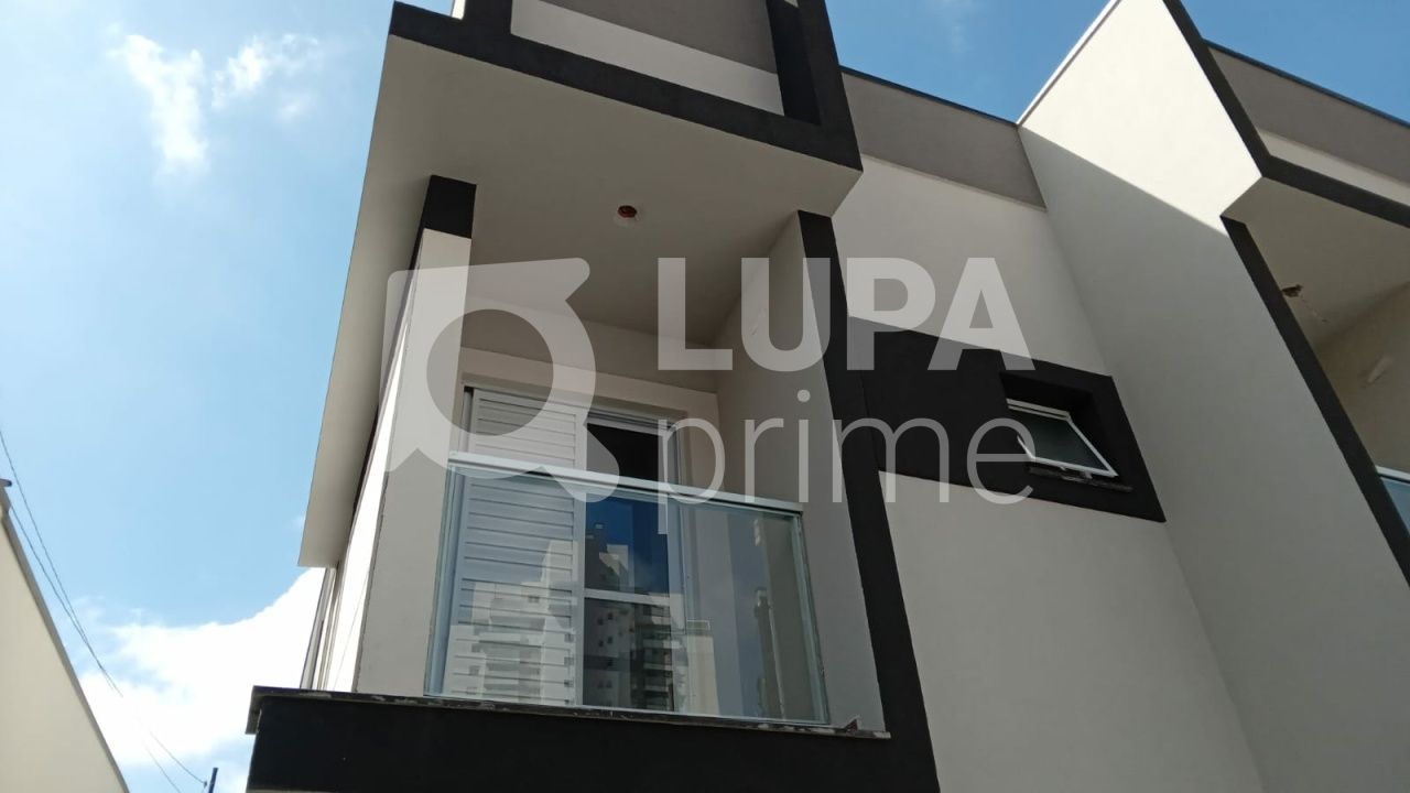 sobrado-venda-sao-paulo-santa-teresinha-3dormitorios-3suites-2vagas-114m2-LS40224