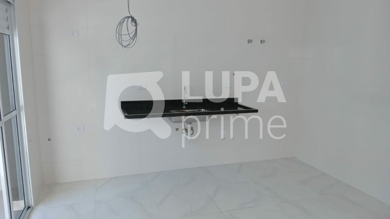 sobrado-venda-sao-paulo-santa-teresinha-2dormitorios-2suites-2vagas-84m2-LS40228