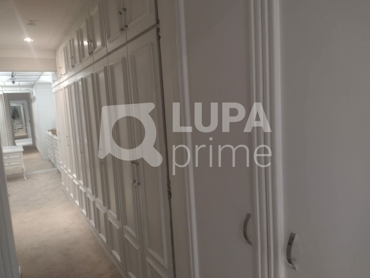 apartamento-venda-sao-paulo-agua-fria-4dormitorios-2suites-4vagas-240m2-LS40327