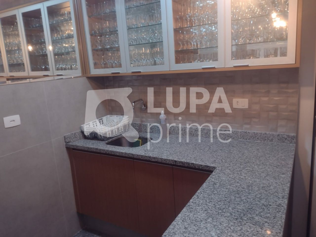 apartamento-venda-sao-paulo-agua-fria-4dormitorios-2suites-4vagas-240m2-LS40327