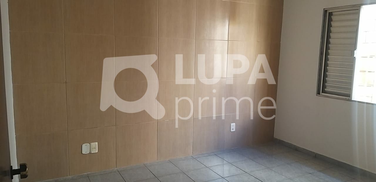 Casa à venda com 3 quartos, 310m² - Foto 18