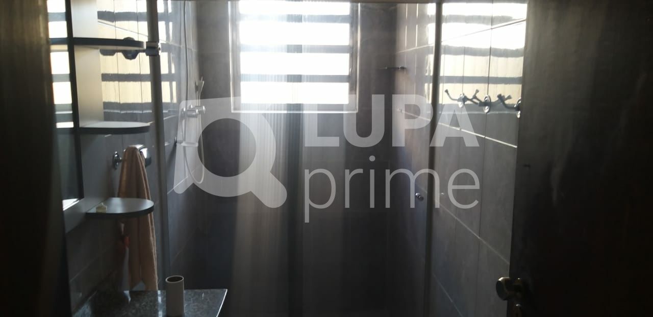 Casa à venda com 3 quartos, 310m² - Foto 25