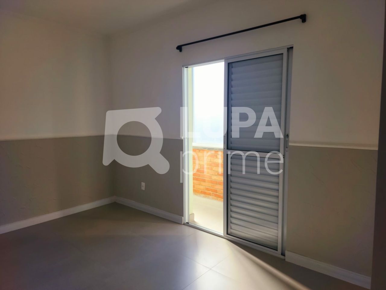 sobrado-venda-sao-paulo-jardim-sao-joao-jaragua-3dormitorios-1suite-4vagas-250m2-LS40454