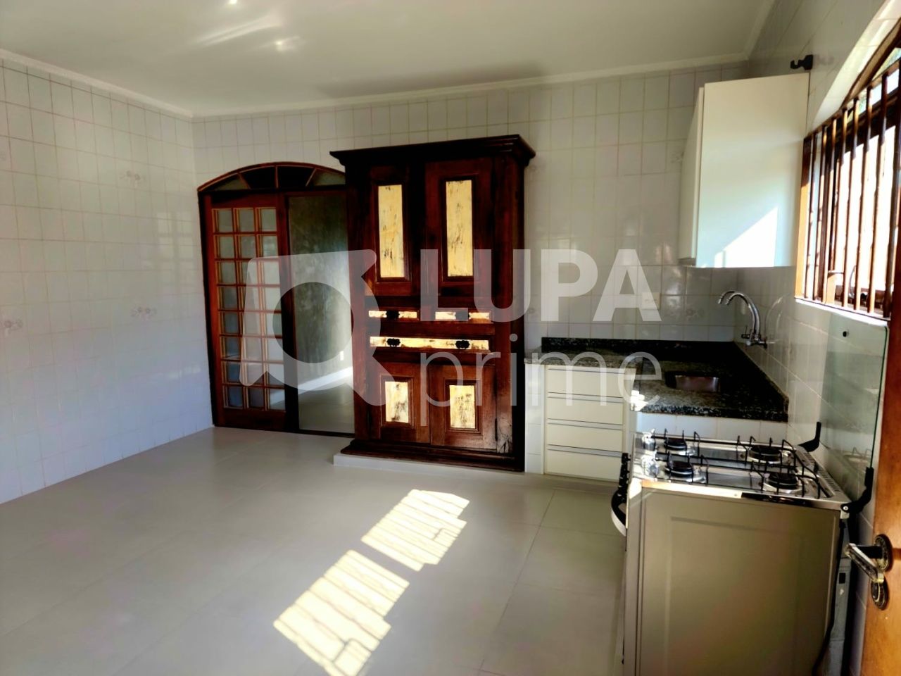 sobrado-venda-sao-paulo-jardim-sao-joao-jaragua-3dormitorios-1suite-4vagas-250m2-LS40454