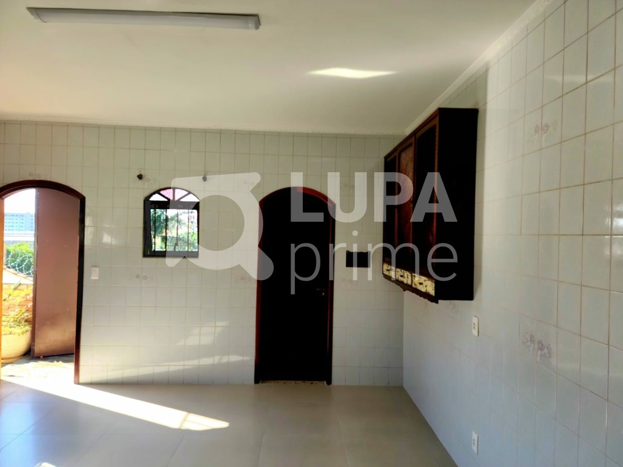 sobrado-venda-sao-paulo-jardim-sao-joao-jaragua-3dormitorios-1suite-4vagas-250m2-LS40454