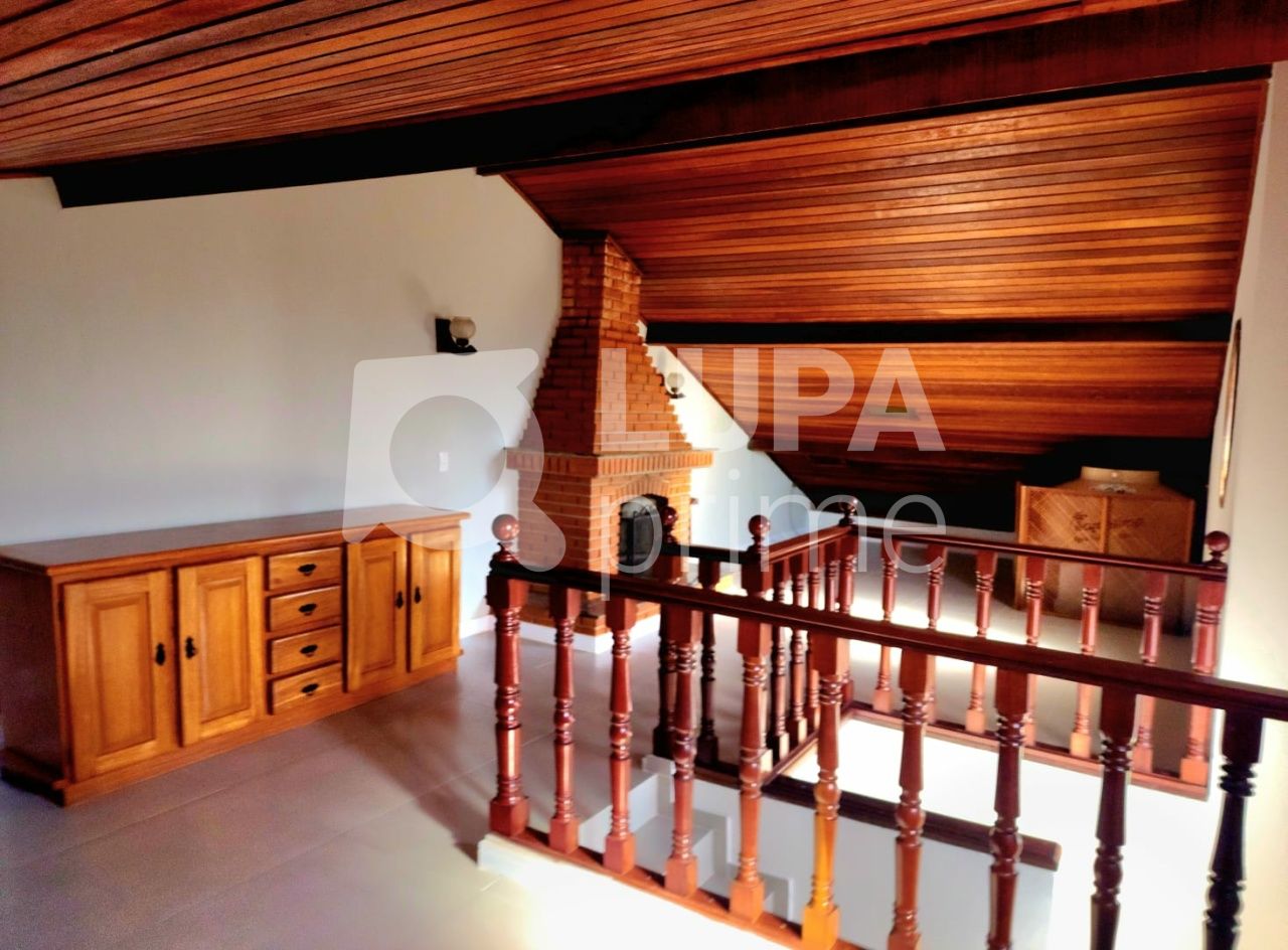 sobrado-venda-sao-paulo-jardim-sao-joao-jaragua-3dormitorios-1suite-4vagas-250m2-LS40454