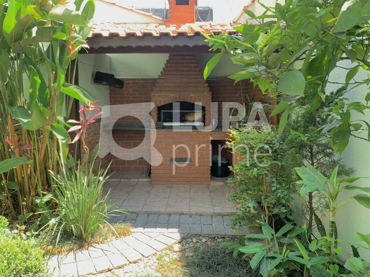 sobrado-venda-sao-paulo-jardim-sao-joao-jaragua-3dormitorios-1suite-4vagas-250m2-LS40454