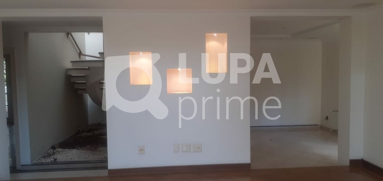 sobrado-venda-sao-paulo-tucuruvi-4dormitorios-4suites-10vagas-500m2-LS40476