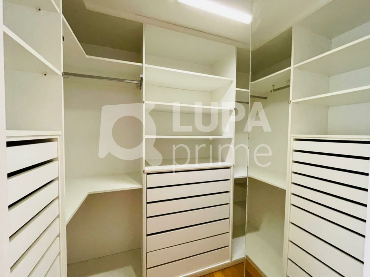 apartamento-venda-sao-paulo-sumare-3dormitorios-3suites-4vagas-420m2-LS40506