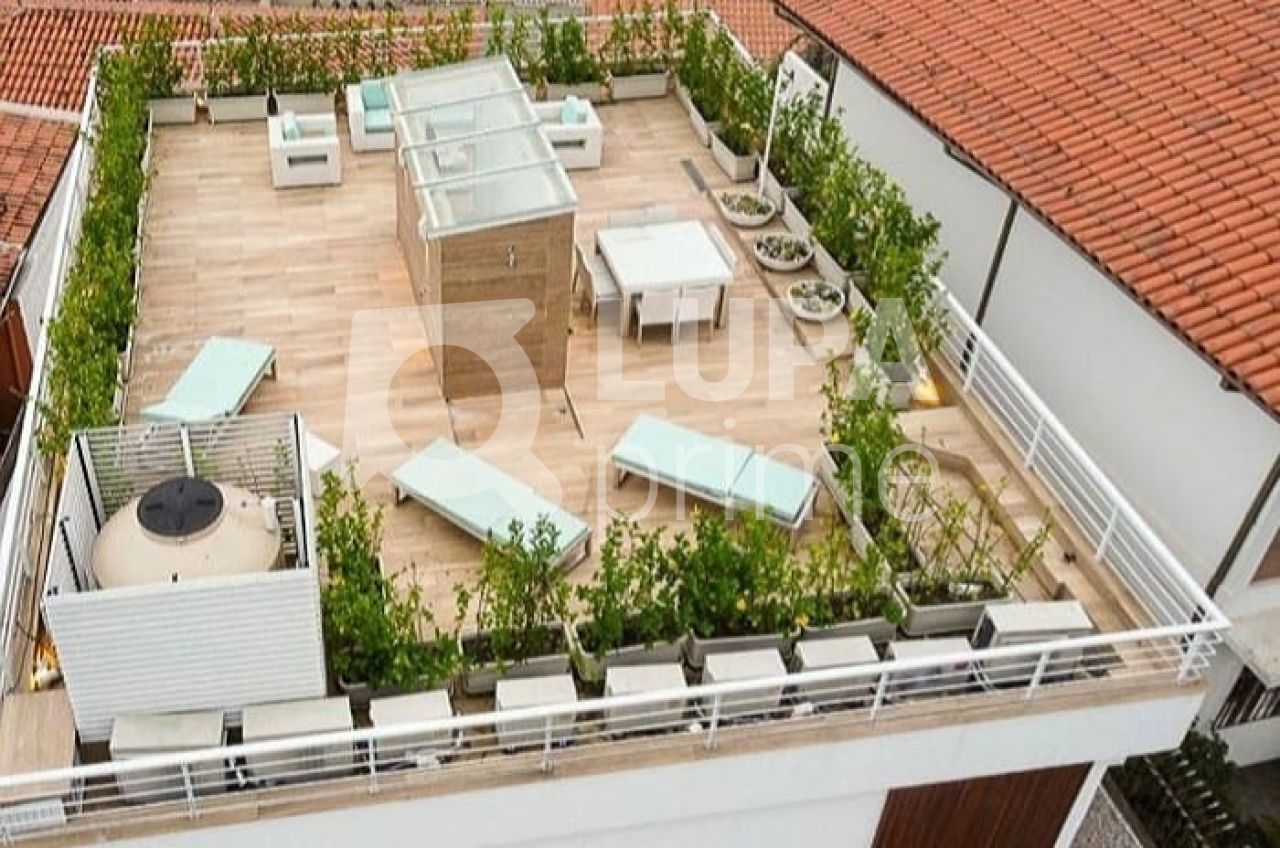sobrado-venda-sao-paulo-pacaembu-3dormitorios-3suites-5vagas-520m2-LS40529