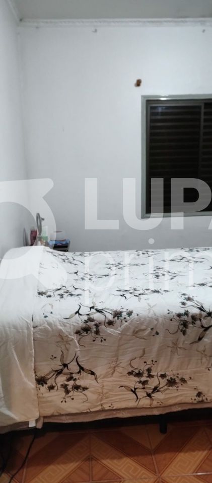 casa-terrea-venda-sao-paulo-agua-fria-2dormitorios-2vagas-180m2-LS40642