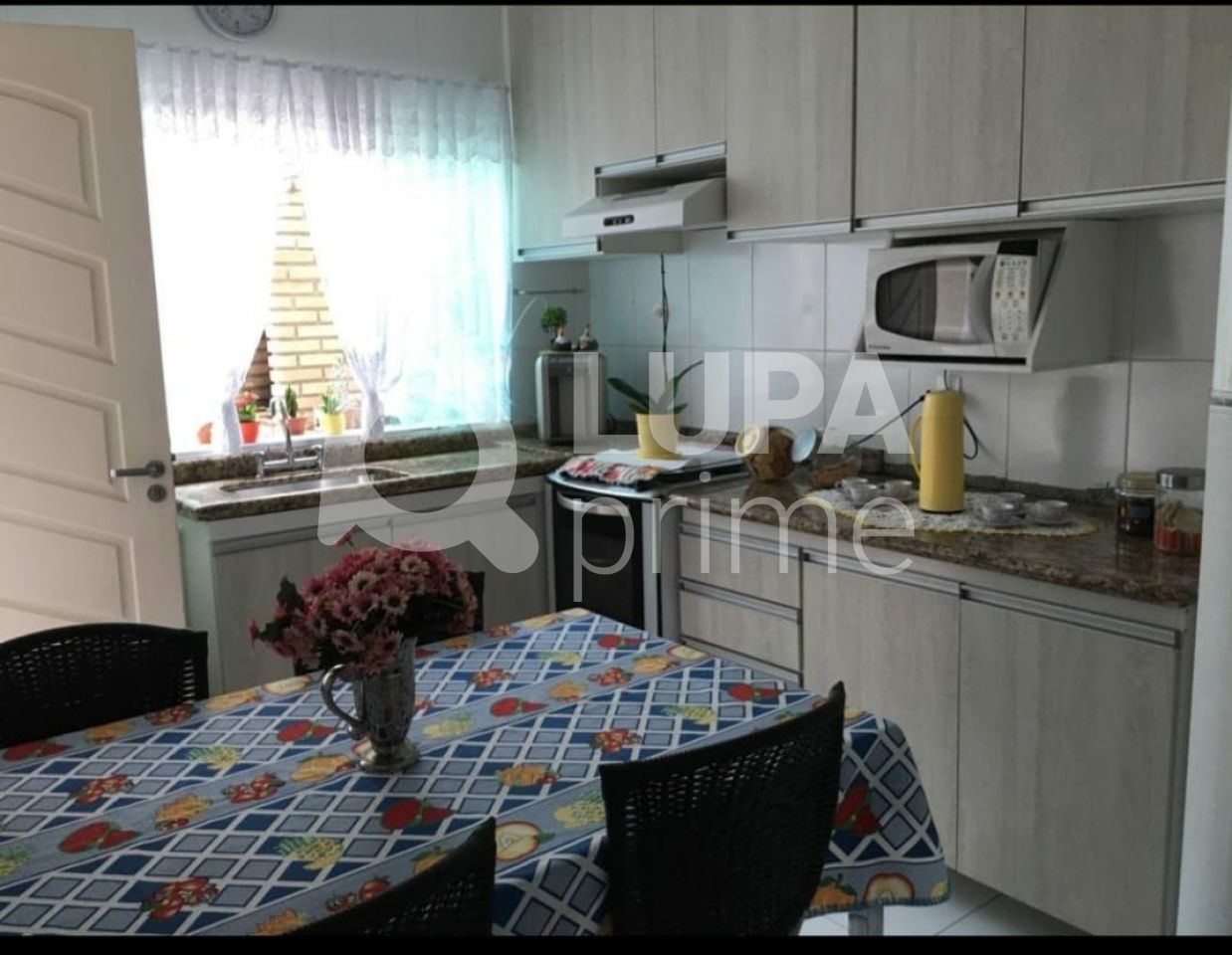 sobrado-venda-sao-paulo-vila-constanca-3dormitorios-1suite-1vaga-150m2-LS40648