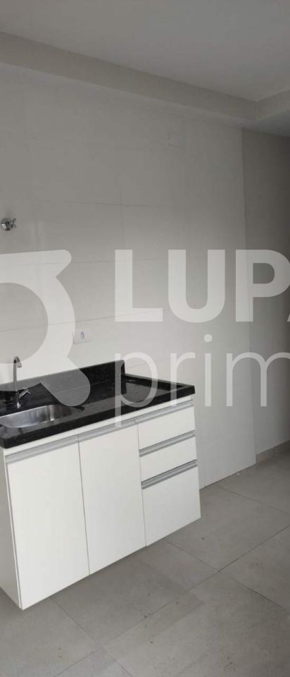Apartamento à venda com 1 quarto, 30m² - Foto 21