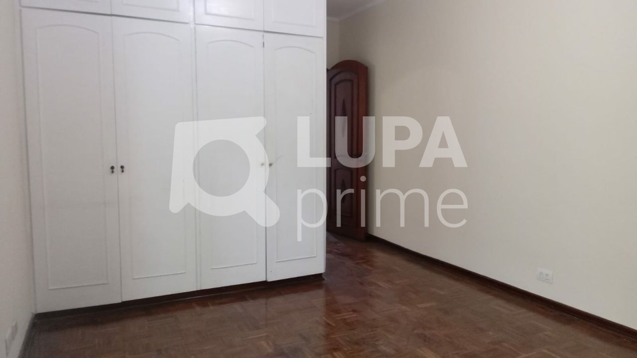 sobrado-venda-sao-paulo-jardim-franca-3dormitorios-3suites-4vagas-265m2-LS40672