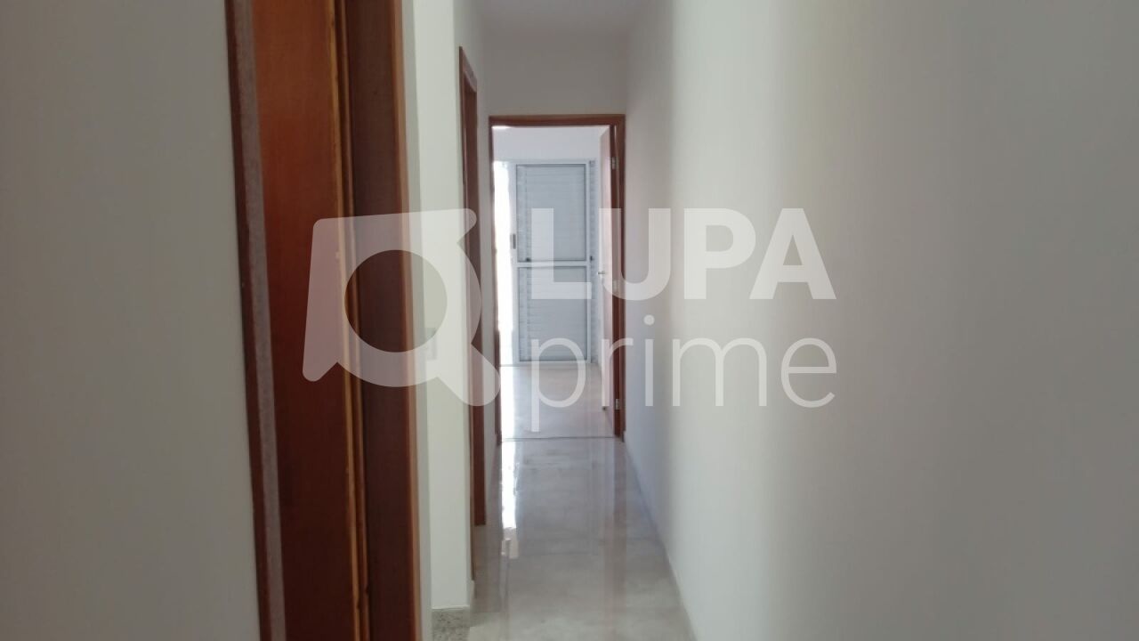 sobrado-venda-sao-paulo-vila-nivi-3dormitorios-1suite-3vagas-140m2-LS40694