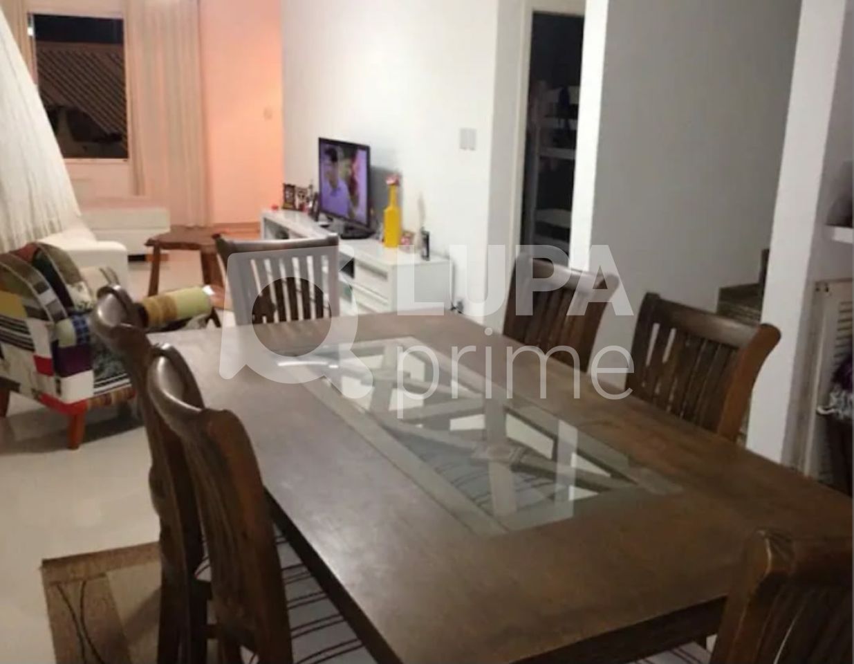 Casa à venda com 5 quartos, 220m² - Foto 4