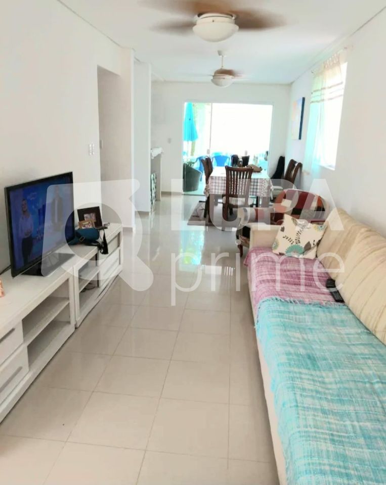 Casa à venda com 5 quartos, 220m² - Foto 15