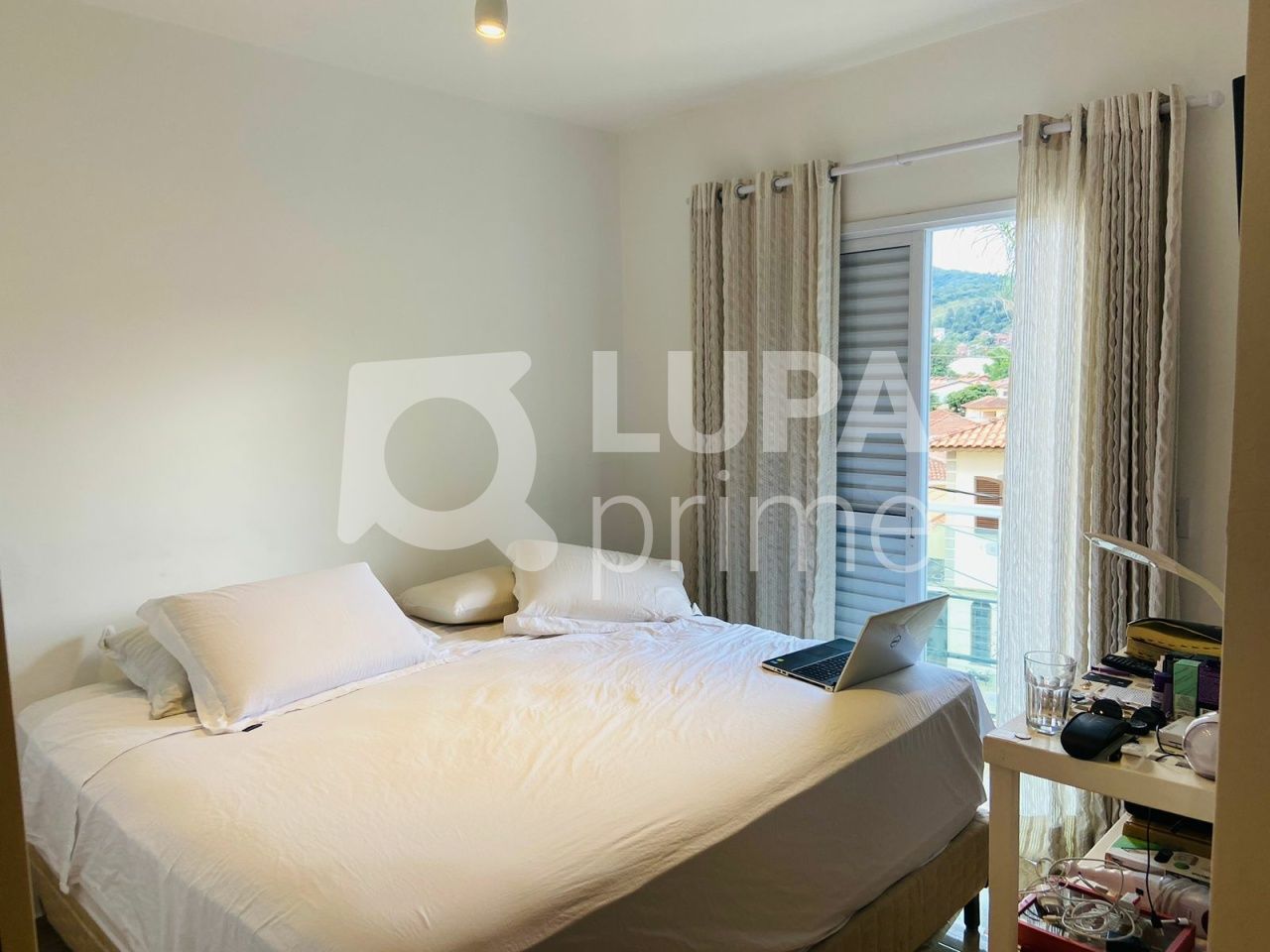 sobrado-venda-sao-paulo-vila-rosa-3dormitorios-3suites-3vagas-180m2-LS40788