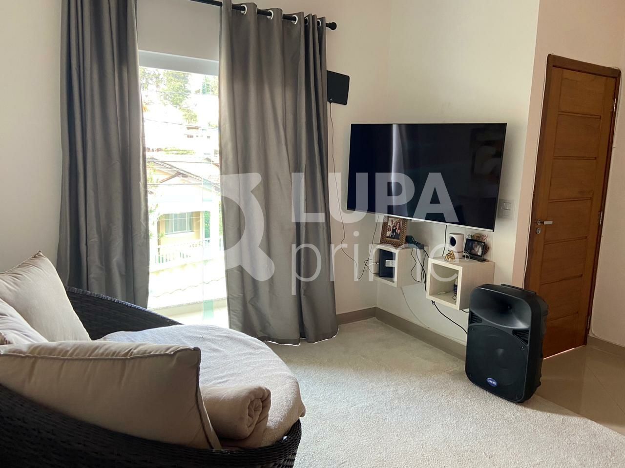 sobrado-venda-sao-paulo-vila-rosa-3dormitorios-3suites-3vagas-180m2-LS40788