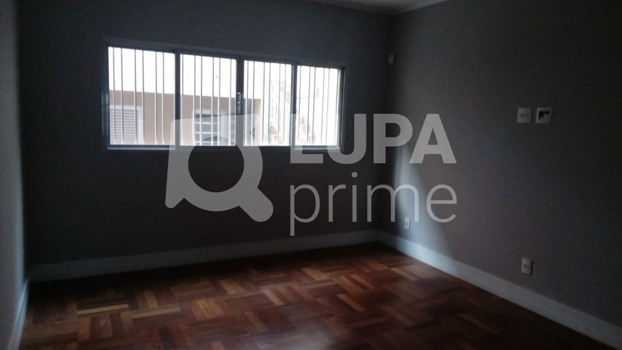 sobrado-venda-sao-paulo-jardim-sao-paulo-3dormitorios-2suites-7vagas-300m2-LS40802
