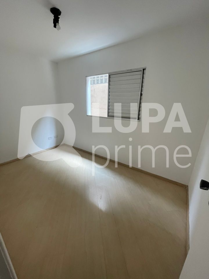 sobrado-venda-sao-paulo-vila-constanca-3dormitorios-1suite-2vagas-140m2-LS40835