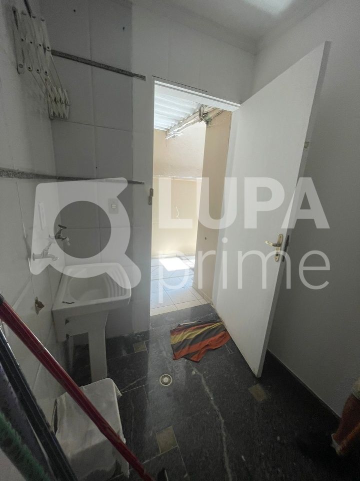 sobrado-venda-sao-paulo-vila-constanca-3dormitorios-1suite-2vagas-140m2-LS40835