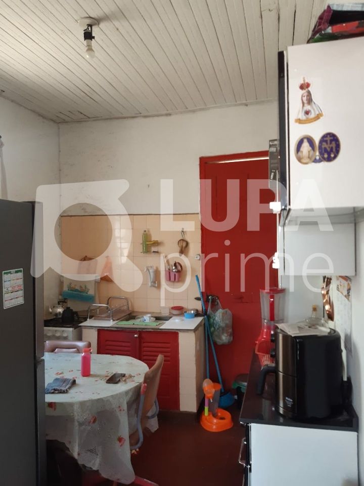 casa-terrea-venda-sao-paulo-parque-vitoria-2dormitorios-5vagas-240m2-LS40911