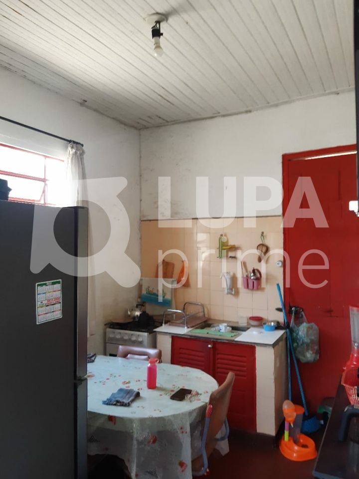 casa-terrea-venda-sao-paulo-parque-vitoria-2dormitorios-5vagas-240m2-LS40911