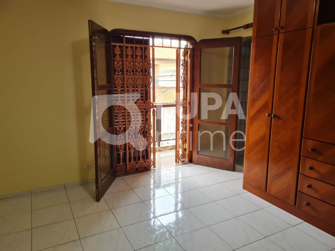 sobrado-venda-guarulhos-vila-tibagi-3dormitorios-1suite-4vagas-122m2-LS40934