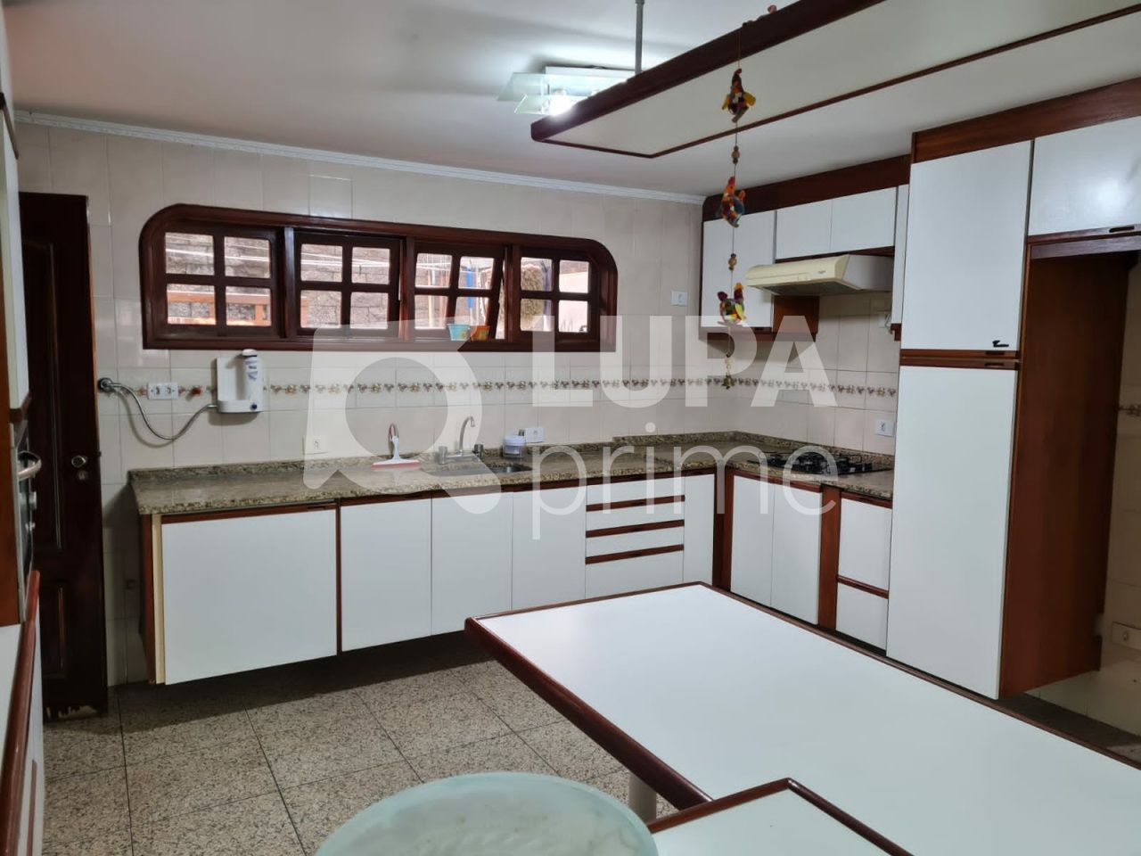 sobrado-venda-guarulhos-vila-tibagi-3dormitorios-1suite-4vagas-122m2-LS40934