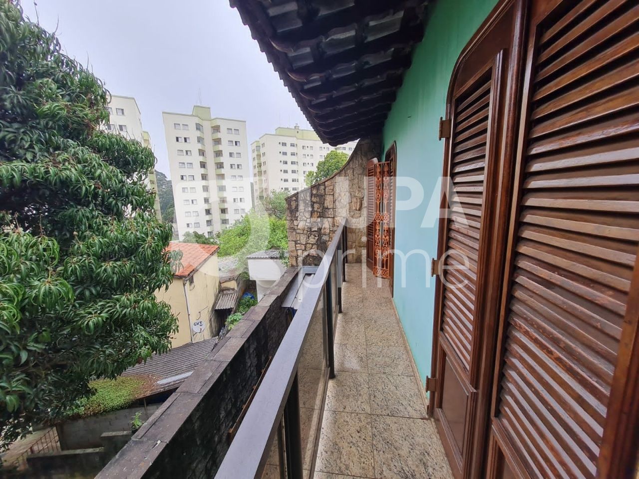 sobrado-venda-guarulhos-vila-tibagi-3dormitorios-1suite-4vagas-122m2-LS40934