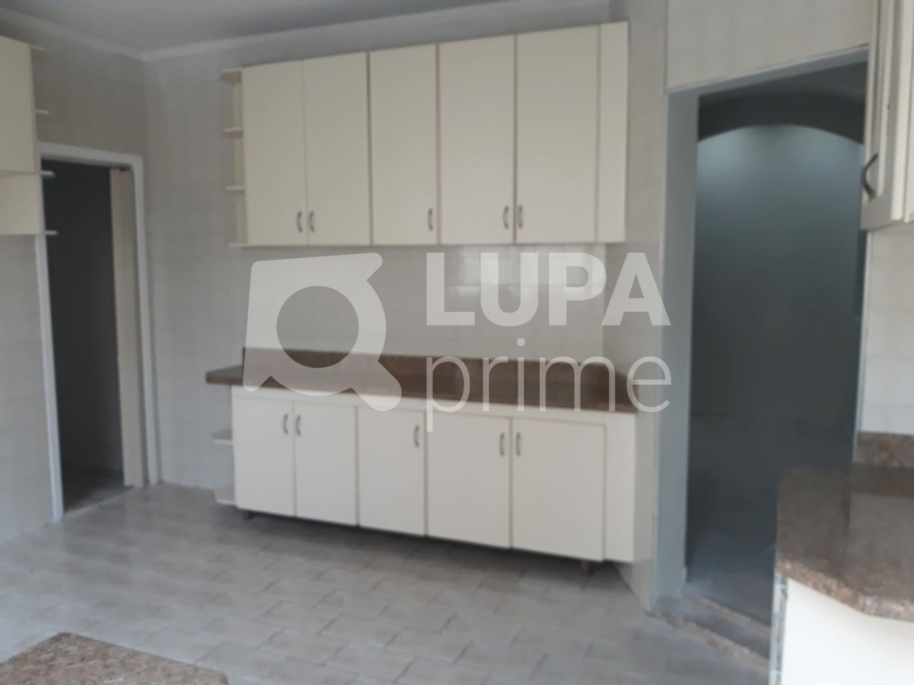 casa-terrea-venda-sao-paulo-agua-fria-3dormitorios-1suite-4vagas-190m2-LS40997