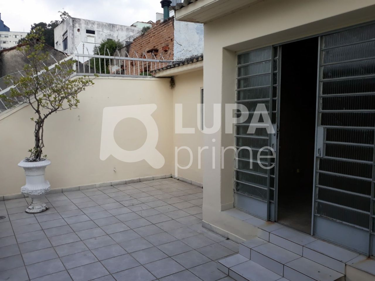 casa-terrea-venda-sao-paulo-agua-fria-3dormitorios-1suite-4vagas-190m2-LS40997