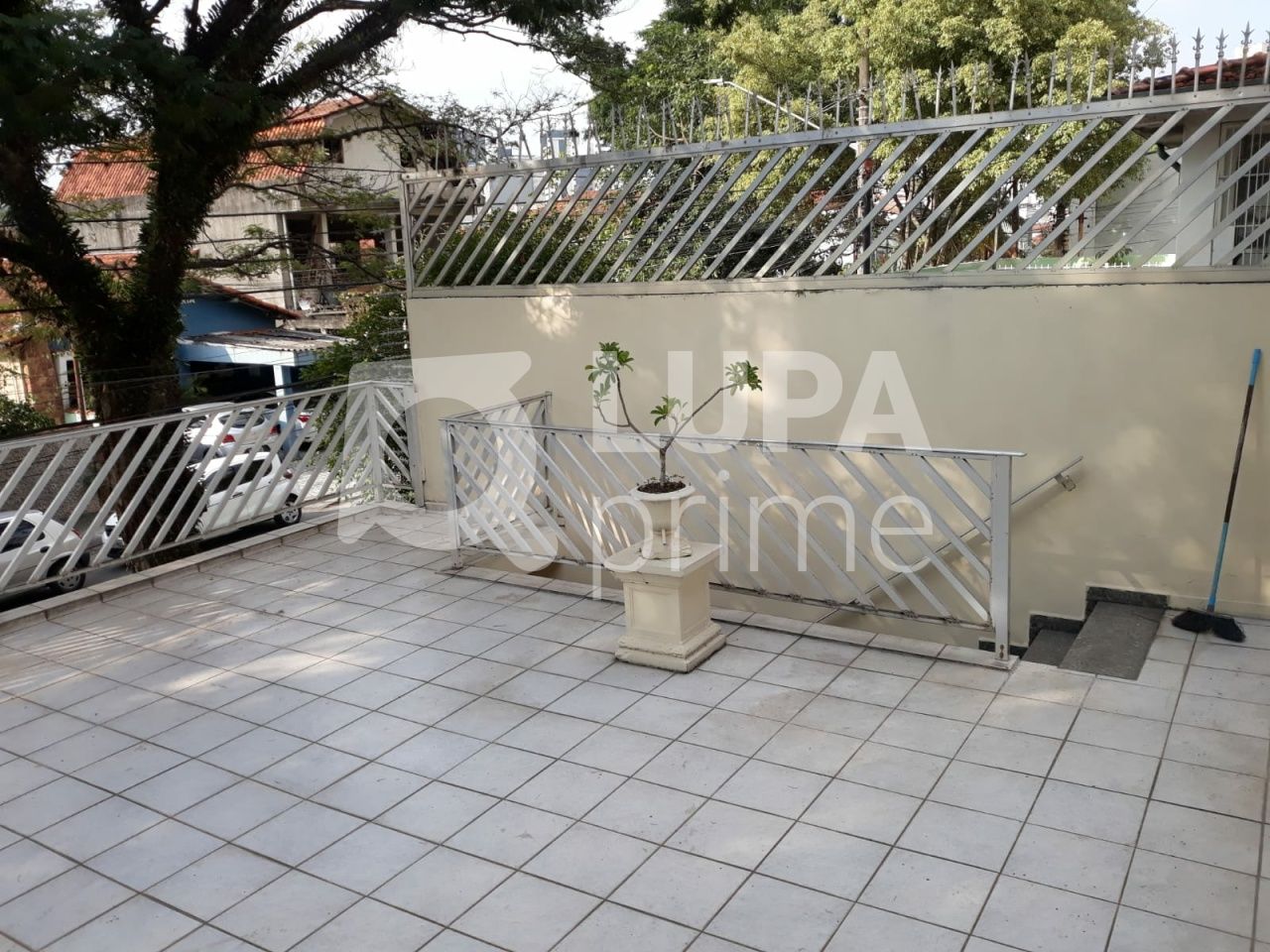 casa-terrea-venda-sao-paulo-agua-fria-3dormitorios-1suite-4vagas-190m2-LS40997