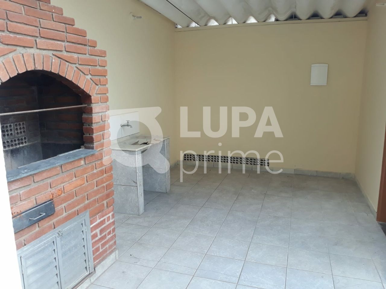 casa-terrea-venda-sao-paulo-agua-fria-3dormitorios-1suite-4vagas-190m2-LS40997