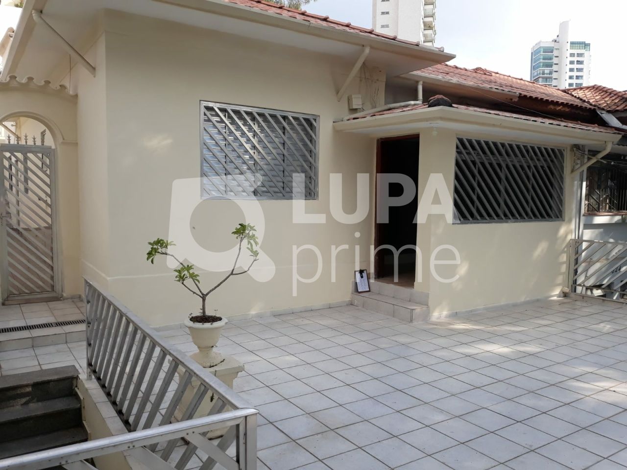 casa-terrea-venda-sao-paulo-agua-fria-3dormitorios-1suite-4vagas-190m2-LS40997