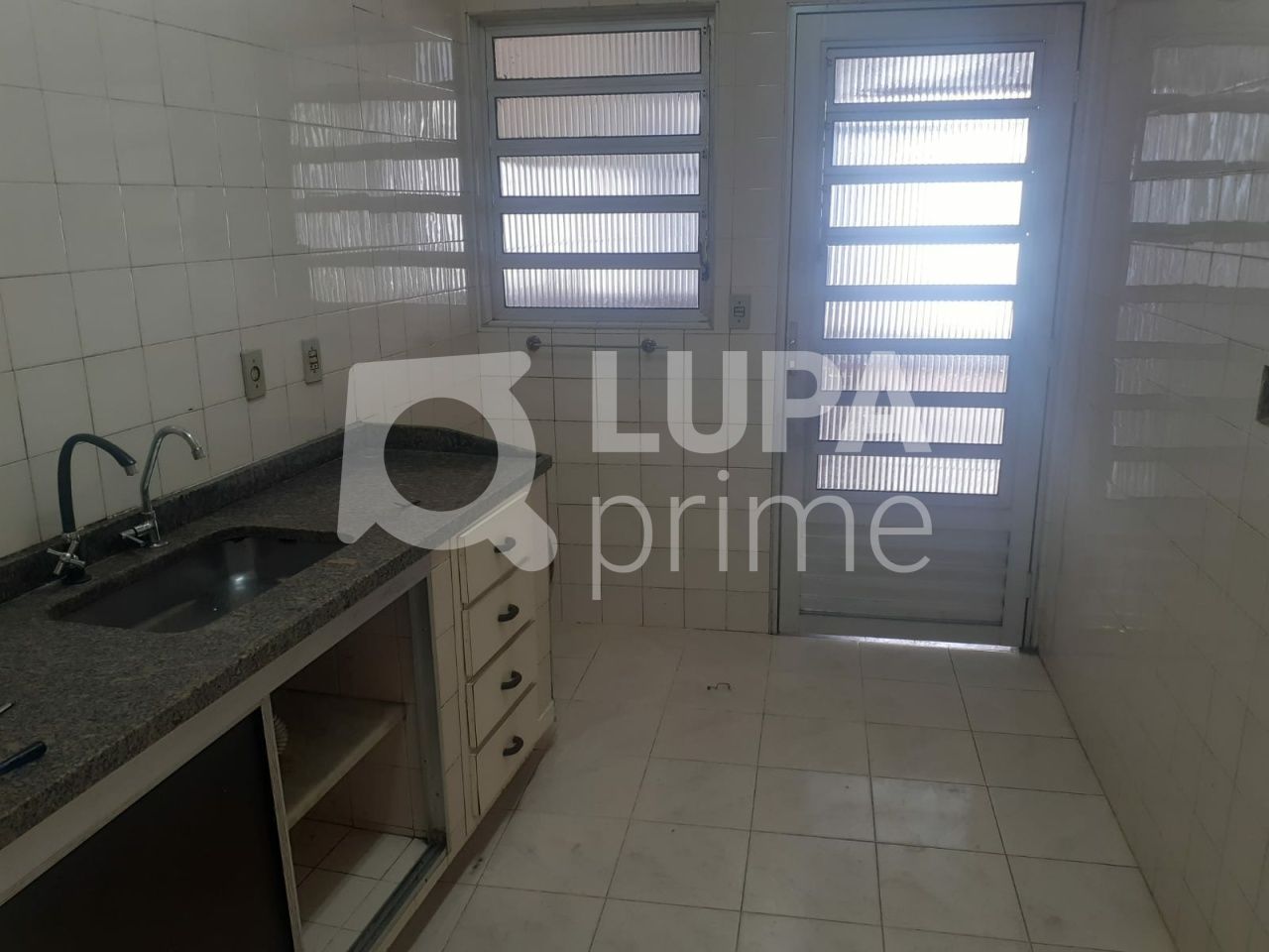 casa-terrea-venda-sao-paulo-vila-maria-alta-5dormitorios-2vagas-257m2-LS41028