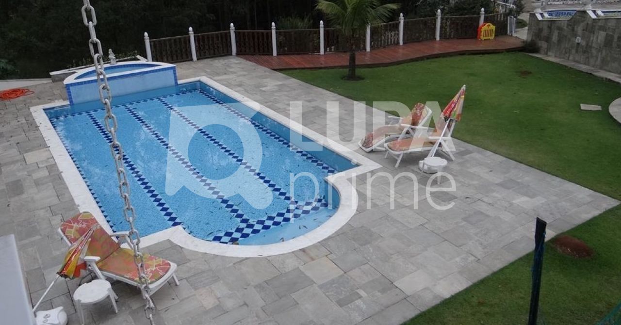 Casa, 4 quartos, 650 m² - Foto 1
