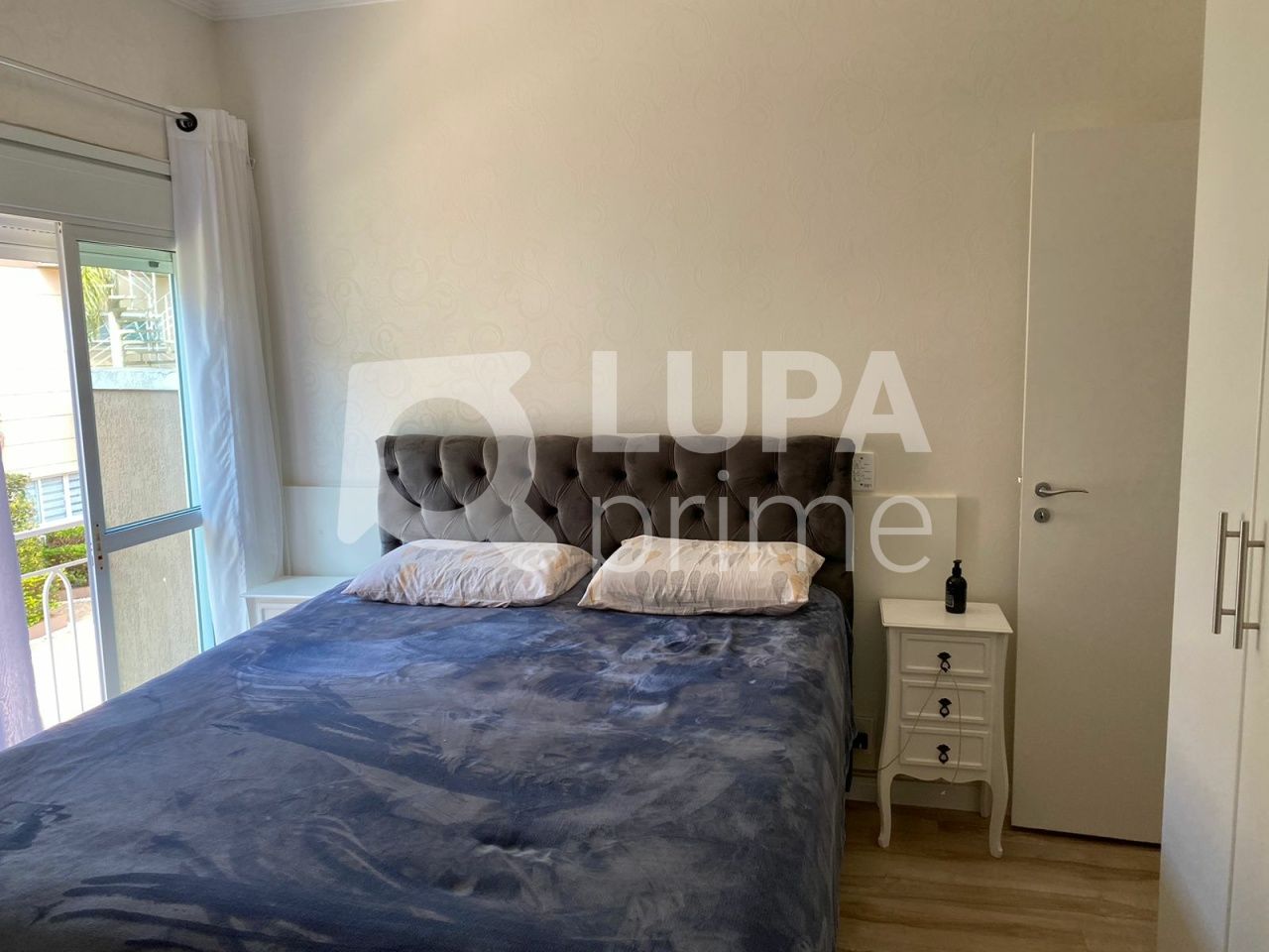 sobrado-venda-sao-paulo-vila-irmaos-arnoni-3dormitorios-1suite-2vagas-224m2-LS41106