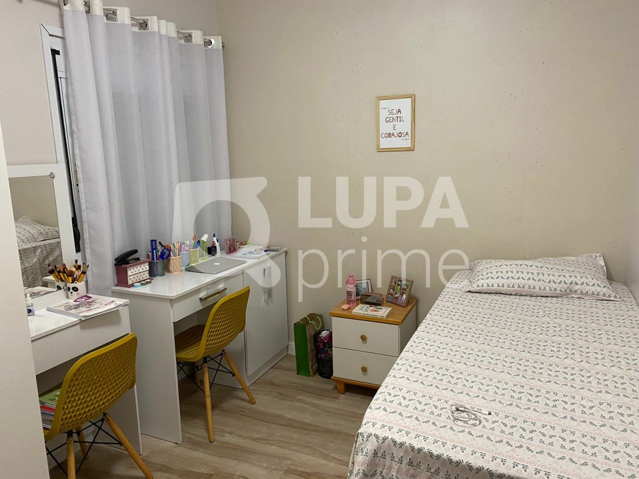 sobrado-venda-sao-paulo-vila-irmaos-arnoni-3dormitorios-1suite-2vagas-224m2-LS41106