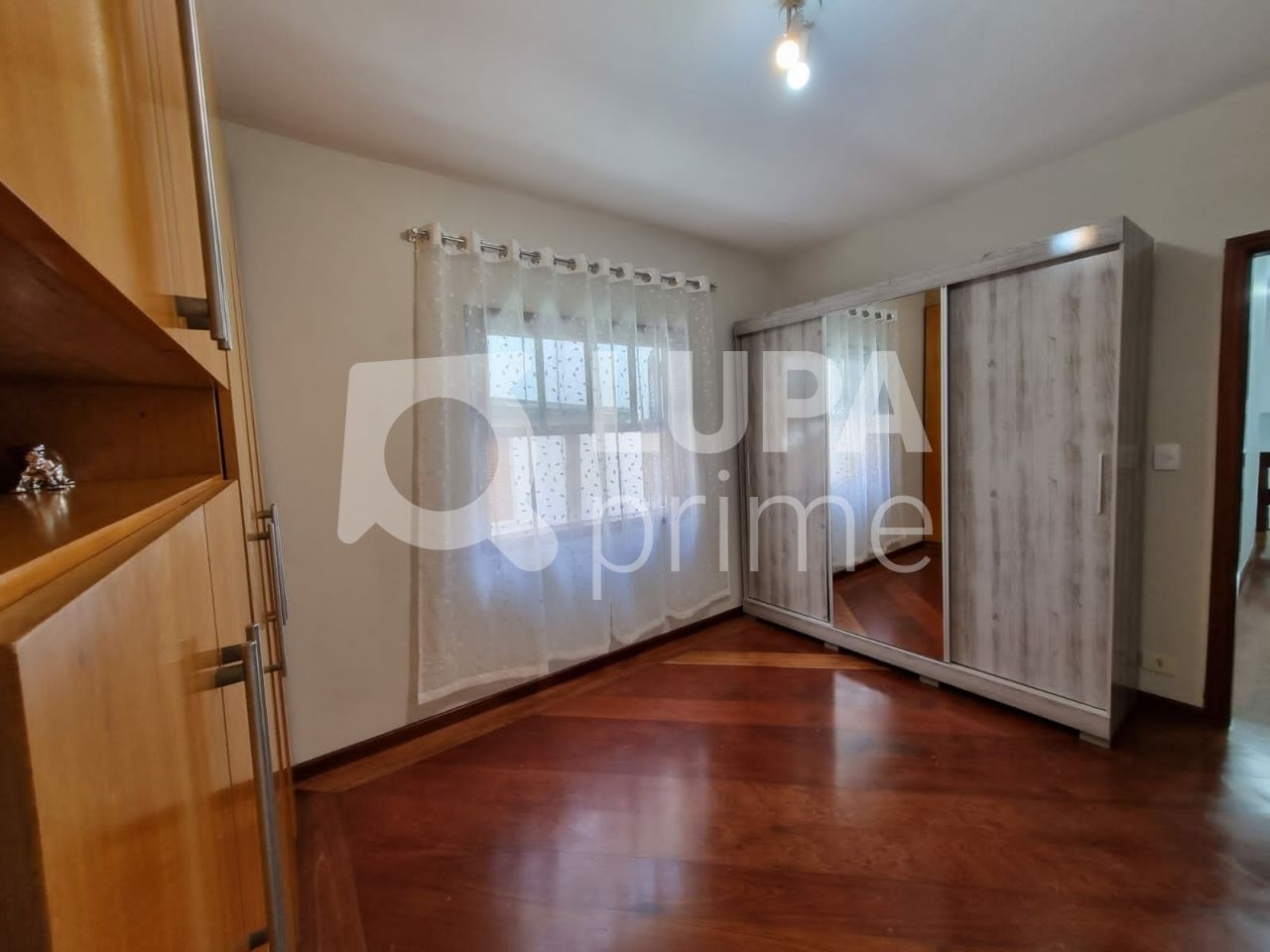 sobrado-venda-sao-paulo-jardim-olympia-3dormitorios-3suites-2vagas-179m2-LS41108