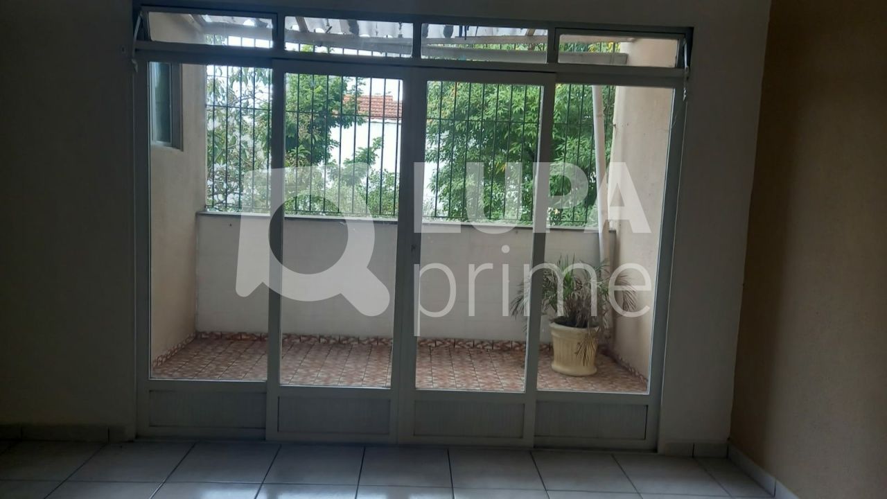 Loja-Salão, 200 m² - Foto 1
