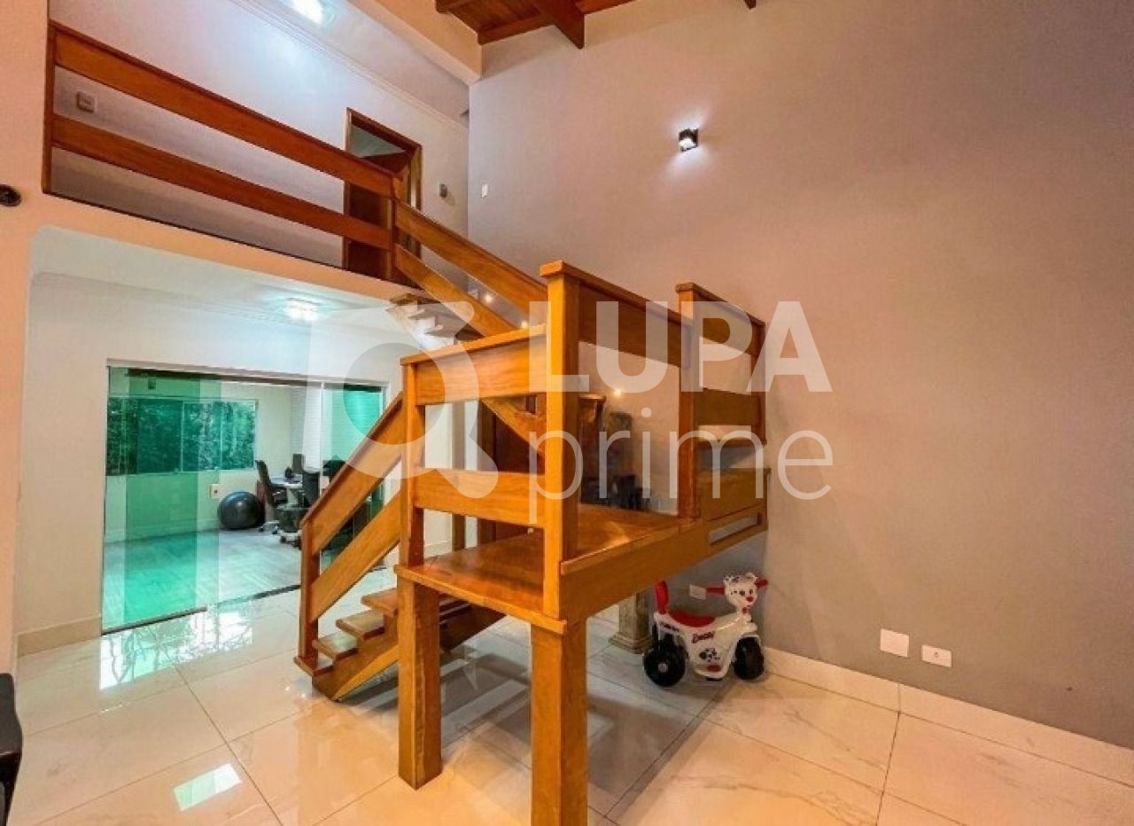 Casa, 4 quartos, 300 m² - Foto 39