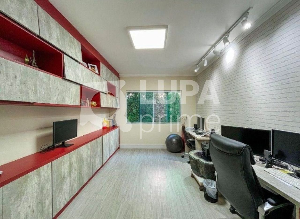 Casa, 4 quartos, 300 m² - Foto 32