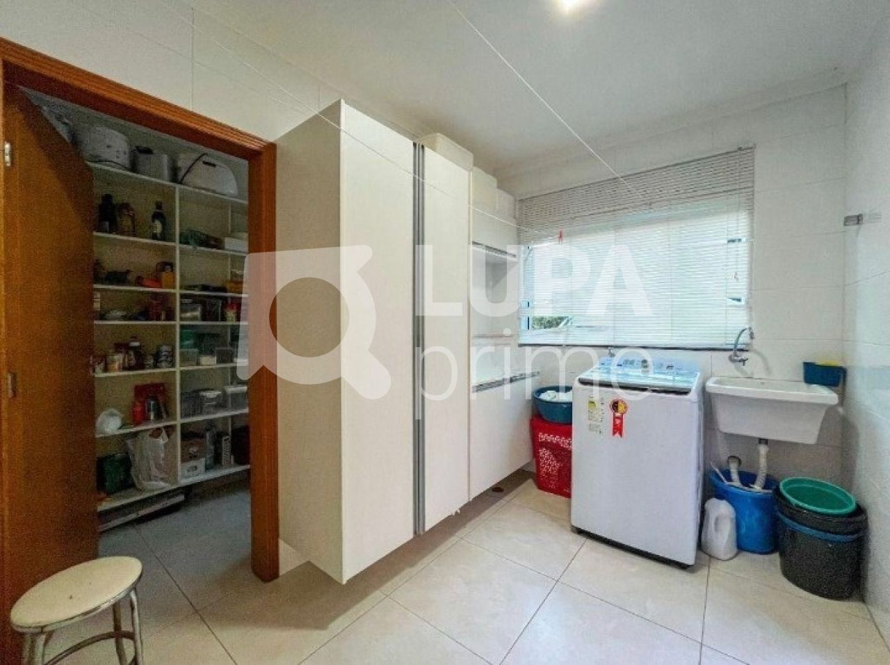 Casa, 4 quartos, 300 m² - Foto 24