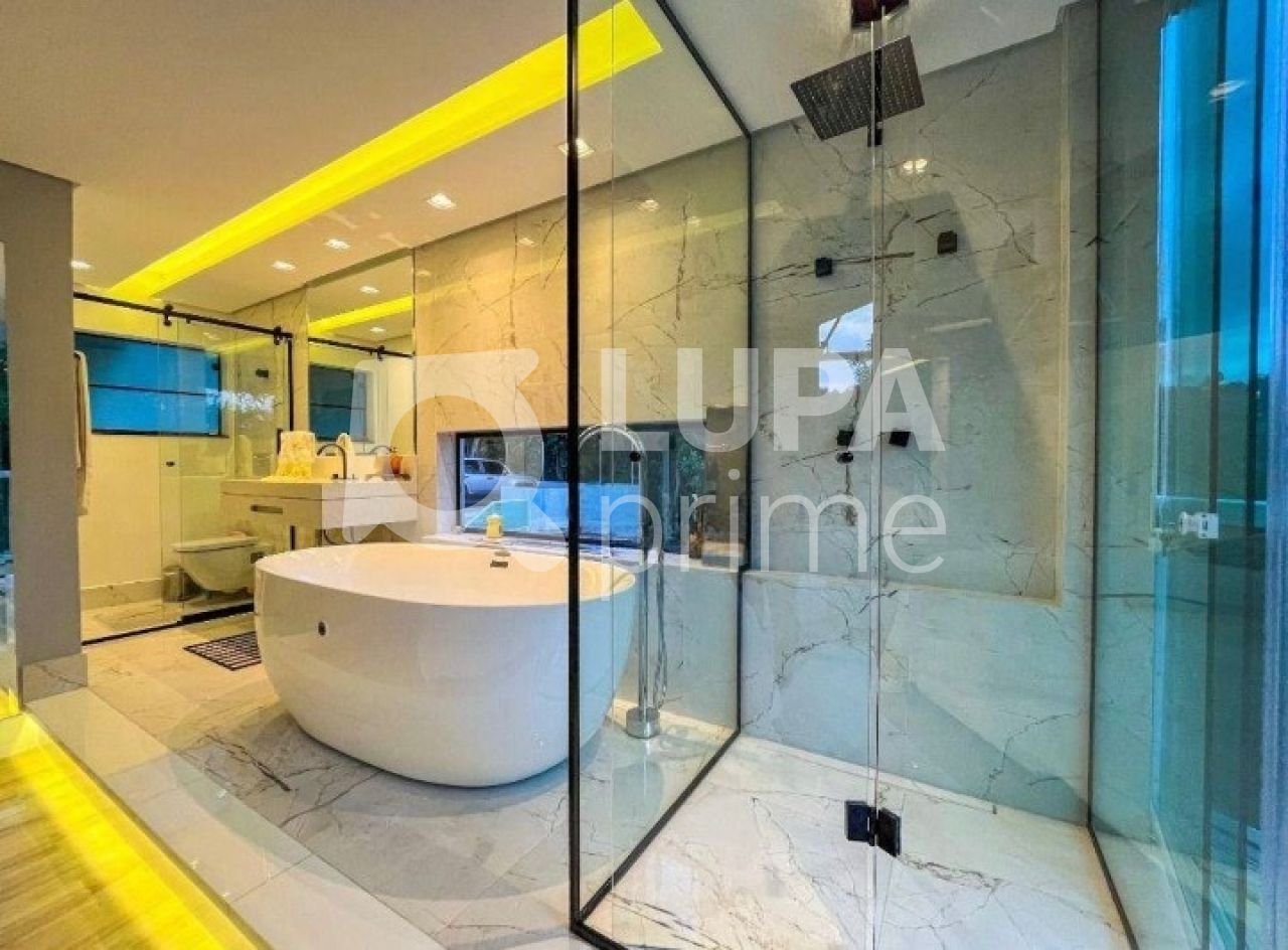 Casa, 4 quartos, 300 m² - Foto 35