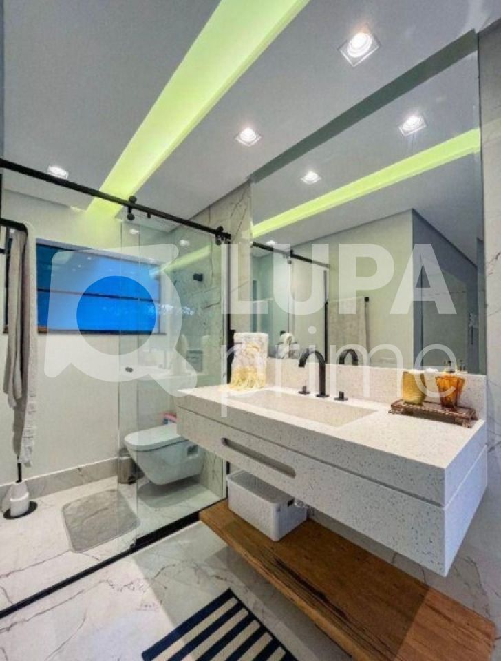 Casa, 4 quartos, 300 m² - Foto 37